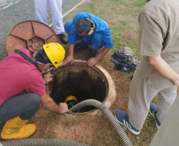 Sedot WC tolborr(bogorouterringroad) Murah tol borr (bogor outer ring road)